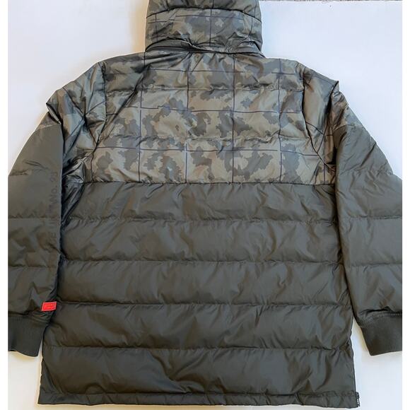 Nike Lebron James Down Fill Camo Puffer Jacket Men's AT3904-355  Size XL NWT - Picture 2 of 16